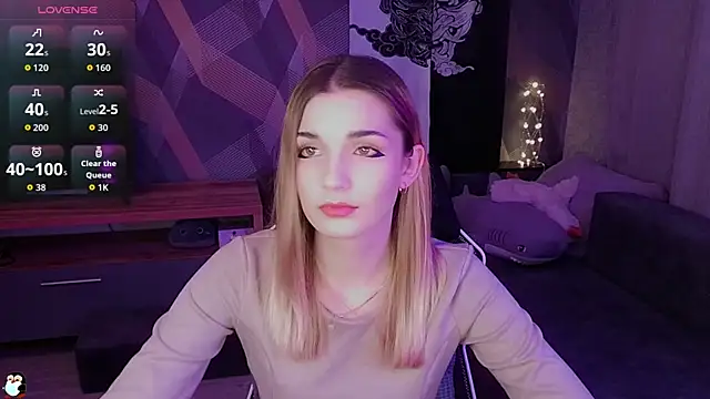 Sandy Belle online show from 28, 11, 2025