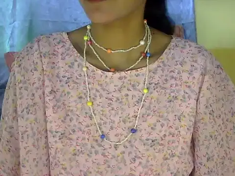 zara Khan0 online show from 22, 9, 2025