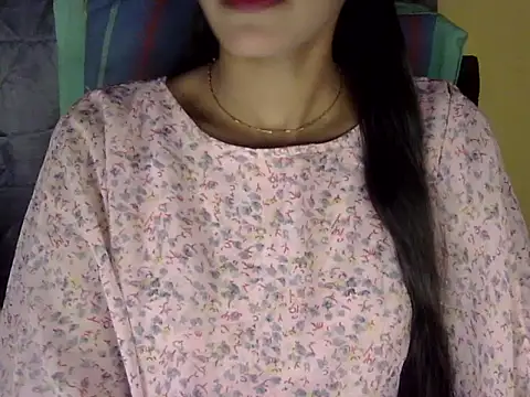 zara Khan0 online show from 5, 10, 2025