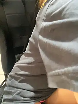 novinhacasada22 online show from 11, 4, 2026