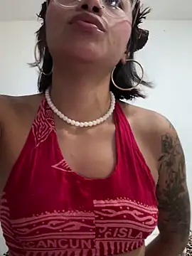 Nia Desire online show from 3, 12, 2025