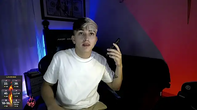 Snapshot of Justin_trevor1 chatting on 22, 4, 2026 Justin trevor1 online show from 22, 4, 2026
