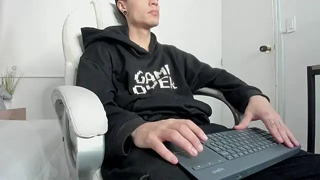 dark sun302 online show from 14, 9, 2025