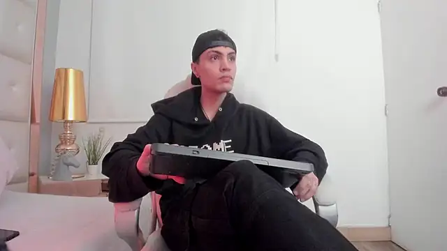 dark sun302 online show from 22, 11, 2025