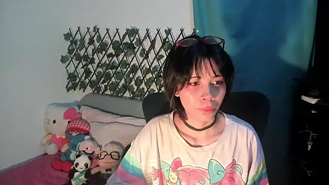 Snapshot of dolliette24 chatting on 23, 9, 2025 dolliette24 online show from 23, 9, 2025