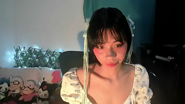 Snapshot of dolliette24 chatting on 25, 9, 2025 dolliette24 online show from 25, 9, 2025