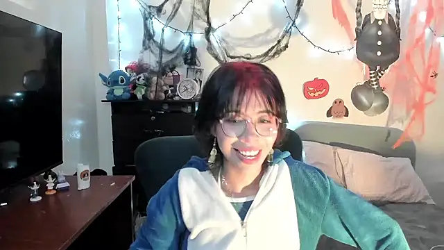 Snapshot of dolliette24 chatting on 26, 10, 2025 dolliette24 online show from 26, 10, 2025