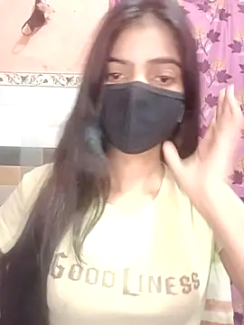 Snapshot of Queen_Pooja7 chatting on 9, 9, 2025 Queen Pooja7 online show from 9, 9, 2025