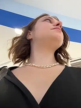 lucy-joy online show from 25, 9, 2025