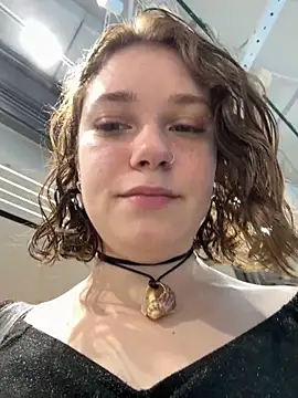 lucy-joy online show from 7, 10, 2025