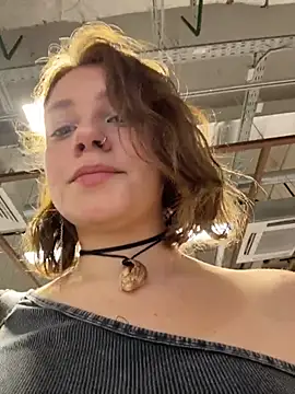 lucy-joy online show from 15, 10, 2025