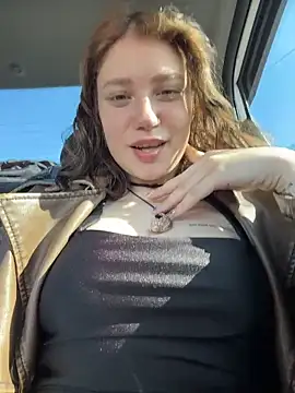 lucy-joy online show from 31, 3, 2026