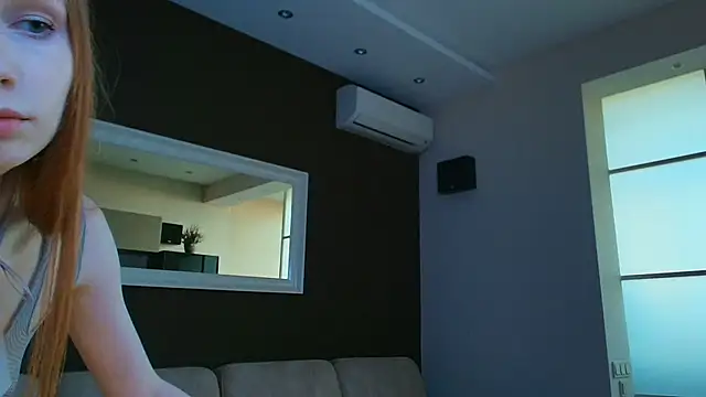 Snapshot of FoxyMira chatting on 1, 6, 2026 FoxyMira online show from 1, 6, 2026