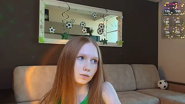 Snapshot of FoxyMira chatting on 21, 6, 2026 FoxyMira online show from 21, 6, 2026