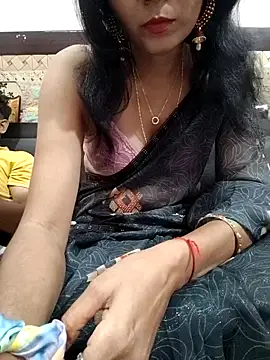 Yourhotsweetgirl online show from 25, 10, 2025