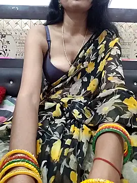 Yourhotsweetgirl online show from 31, 10, 2025