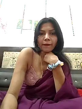 Yourhotsweetgirl online show from 2, 12, 2025