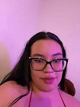 Emily Taylor2 online show from 4, 11, 2025