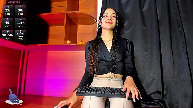 Camilla Miller01 online show from 26, 11, 2025