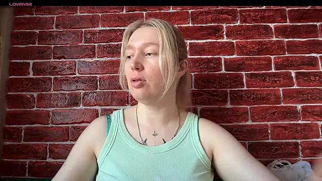 CitrusBlissss online show from 5, 11, 2025