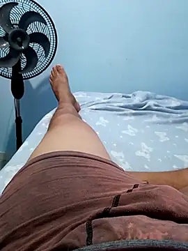 Snapshot of reguetones92 chatting on 23, 3, 2026 reguetones92 online show from 23, 3, 2026