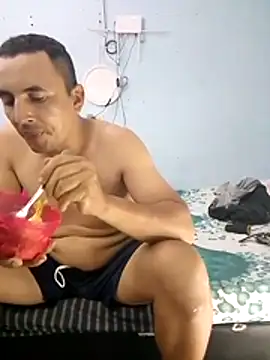 miroqui143 online show from 31, 10, 2025