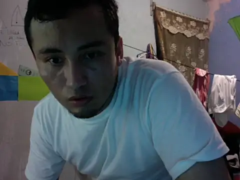 Snapshot of hornymkguyfun chatting on 10, 9, 2025 hornymkguyfun online show from 10, 9, 2025