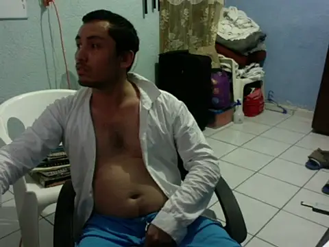 Snapshot of hornymkguyfun chatting on 15, 1, 2026 hornymkguyfun online show from 15, 1, 2026