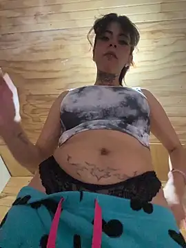 kiittyselenita online show from 2, 4, 2026