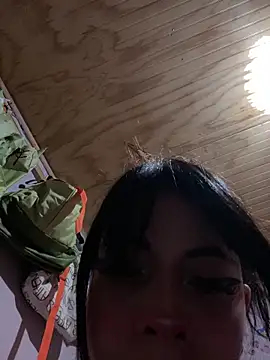 kiittyselenita online show from 9, 4, 2026