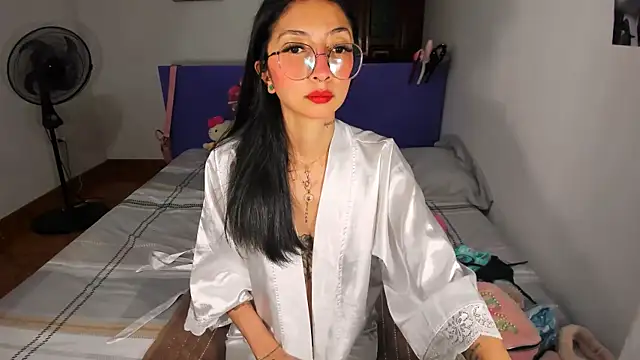 Anais lux online show from 15, 5, 2026