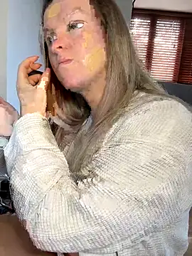 Charleigh xx online show from 18, 11, 2025