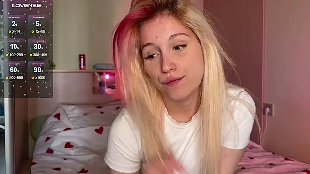 Snapshot of _Annabel_Myr_ chatting on 25, 9, 2025 Annabel Myr online show from 25, 9, 2025