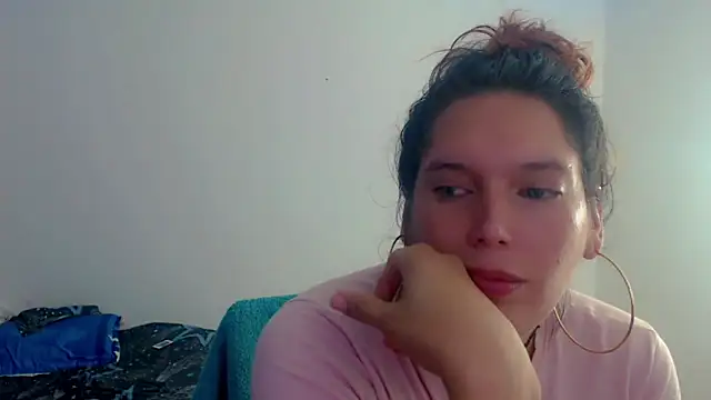 Snapshot of samanthaa_hot_ chatting on 5, 1, 2026 samanthaa hot online show from 5, 1, 2026