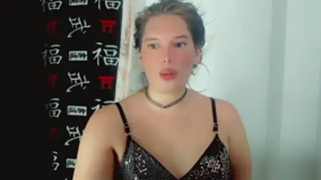 Snapshot of samanthaa_hot_ chatting on 15, 4, 2026 samanthaa hot online show from 15, 4, 2026
