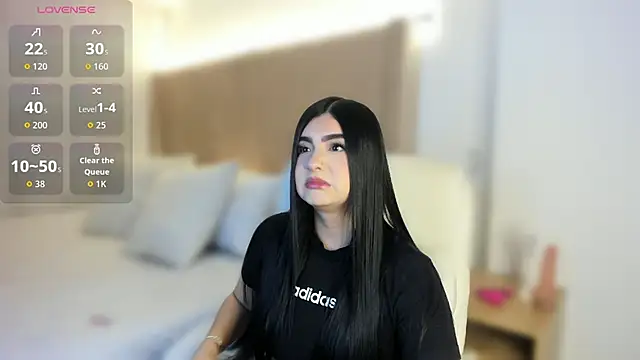 Snapshot of Sweety_Nicole_ chatting on 21, 6, 2026 Sweety Nicole online show from 21, 6, 2026