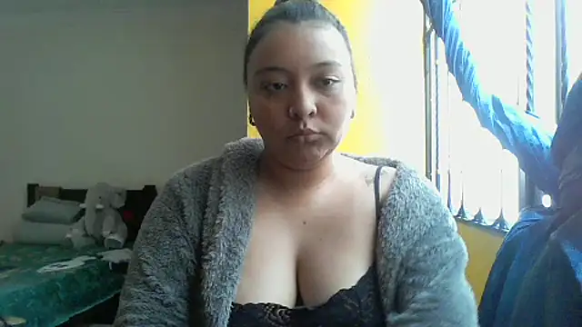 Snapshot of ALANA_150 chatting on 8, 11, 2025 ALANA 150 online show from 8, 11, 2025
