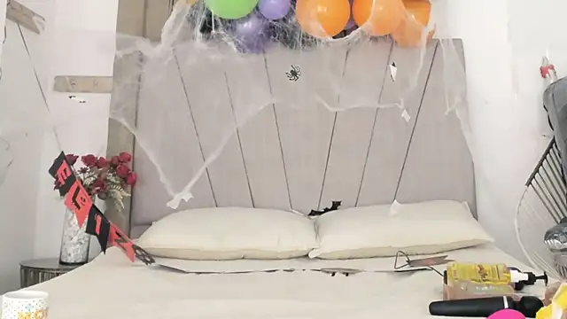 Lady miss    online show from 14, 10, 2025