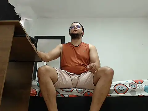 cloudsxxx online show from 13, 6, 2026