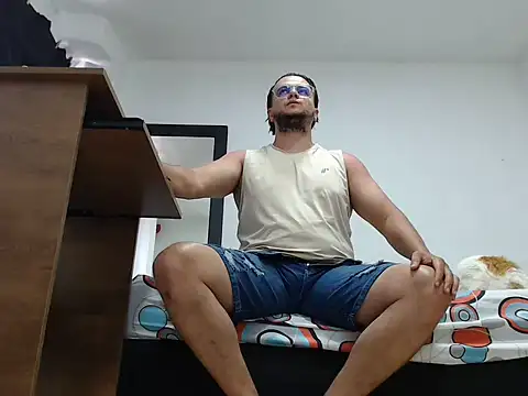 cloudsxxx online show from 16, 6, 2026
