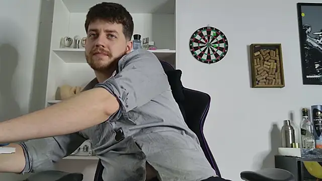 aaron nvk online show from 30, 10, 2025