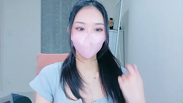 Snapshot of ramuchan_desu chatting on 25, 6, 2026 ramuchan desu online show from 25, 6, 2026