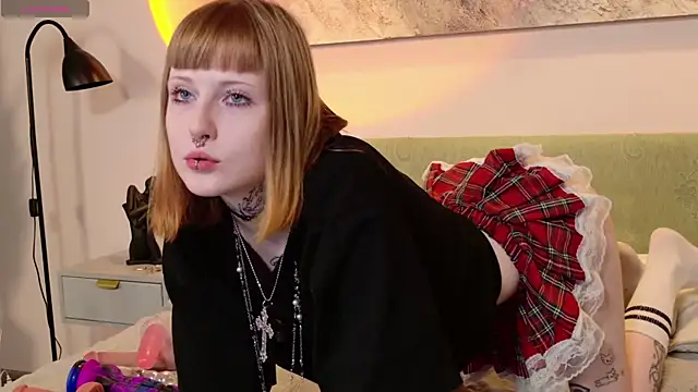 MilkMeSoftly online show from 18, 4, 2026