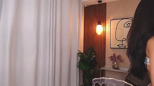 Lia Mar  online show from 10, 2, 2026