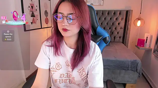 Snapshot of Lily_Fleming chatting on 15, 9, 2025 Lily Fleming online show from 15, 9, 2025