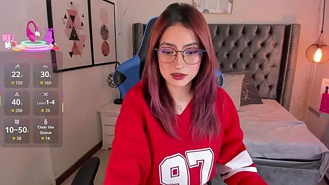 Snapshot of Lily_Fleming chatting on 22, 9, 2025 Lily Fleming online show from 22, 9, 2025