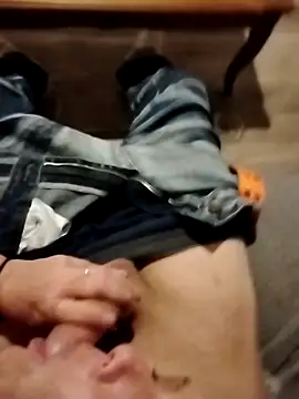 Snapshot of hugenicecock7979 chatting on 12, 9, 2025 hugenicecock7979 online show from 12, 9, 2025