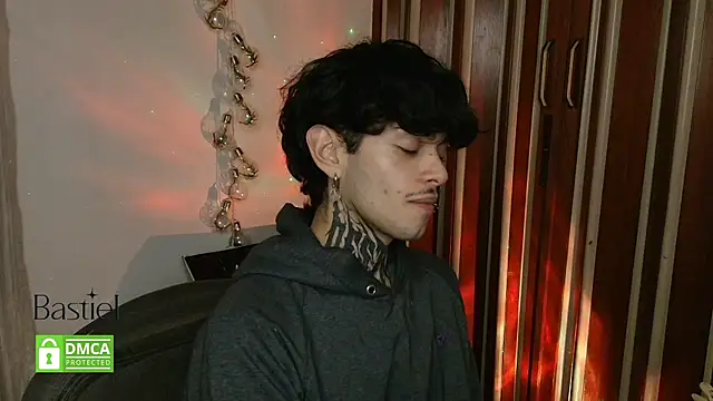 Snapshot of Mihail_leroy chatting on 9, 9, 2025 Mihail leroy online show from 9, 9, 2025