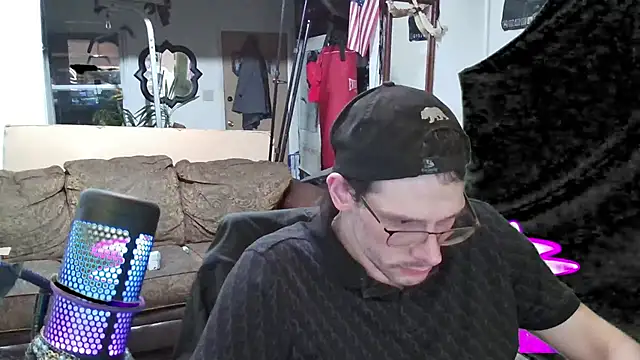 MasterDaddyCool online show from 8, 10, 2025