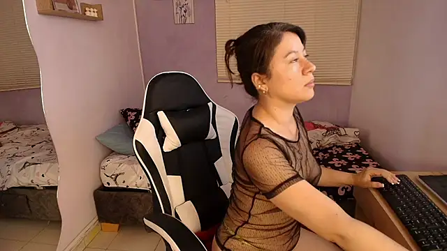 luna desiree online show from 17, 2, 2026